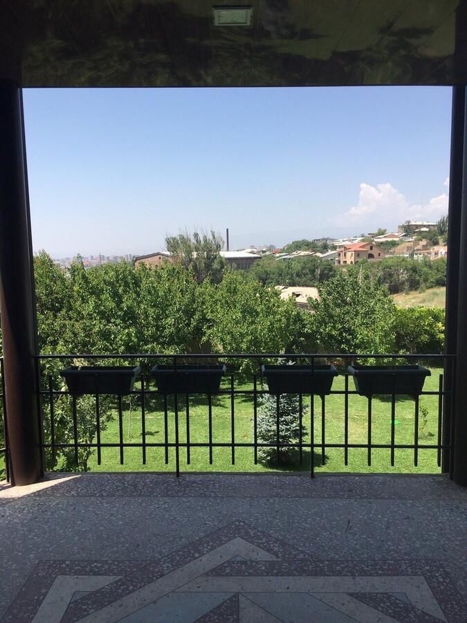 Виллы Cozy House In Yerevan City Center Ереван-34