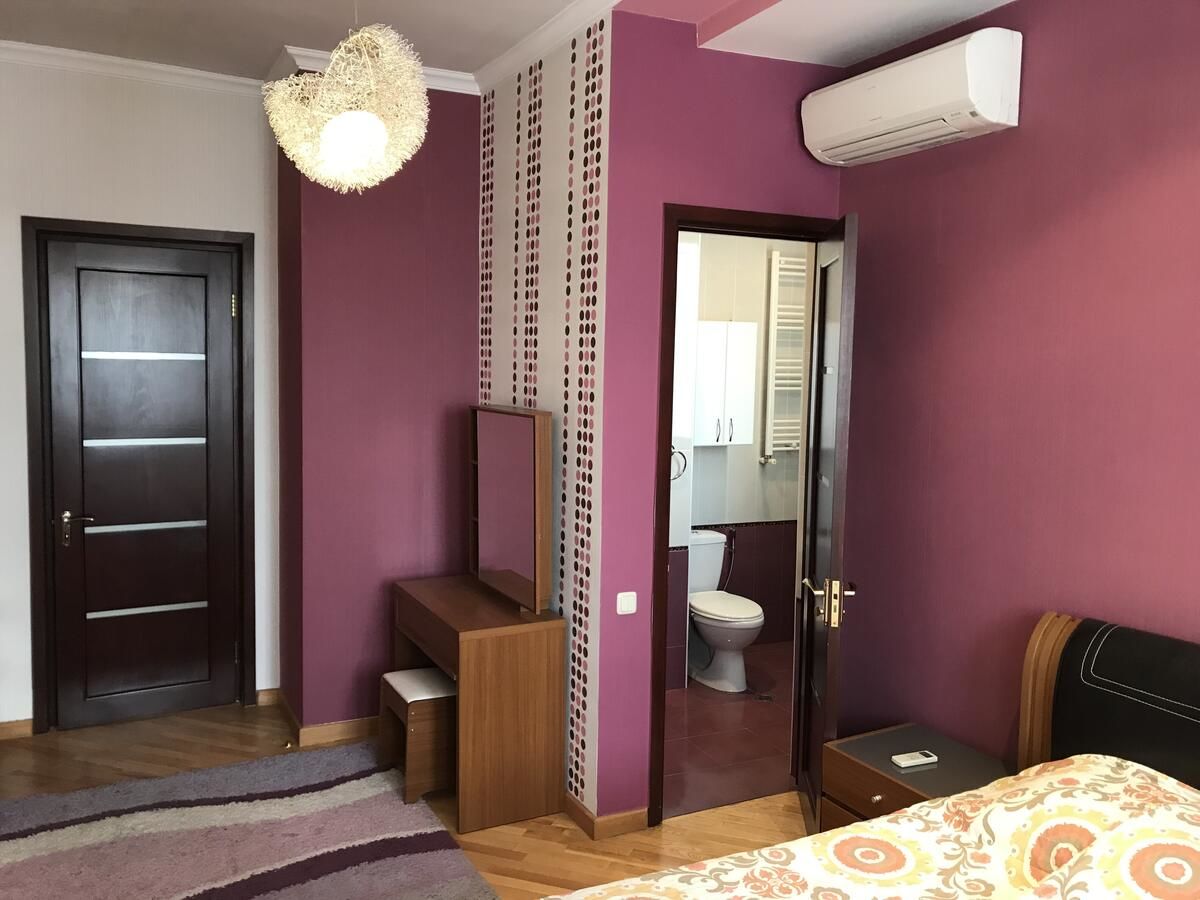 Виллы Cozy House In Yerevan City Center Ереван-39