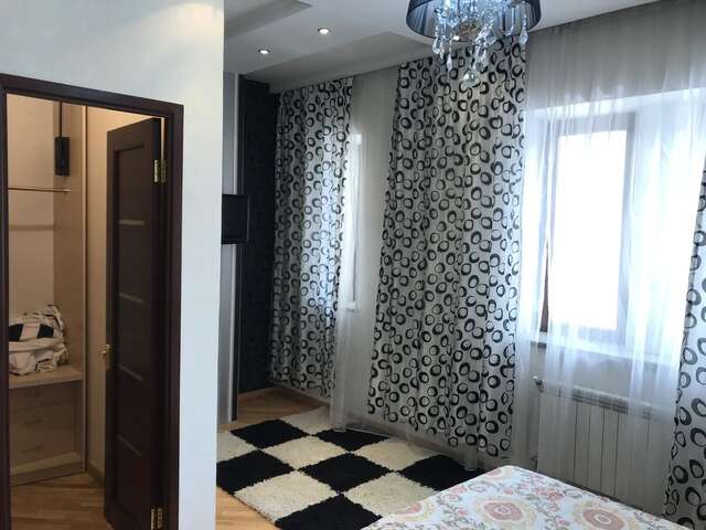 Виллы Cozy House In Yerevan City Center Ереван-19