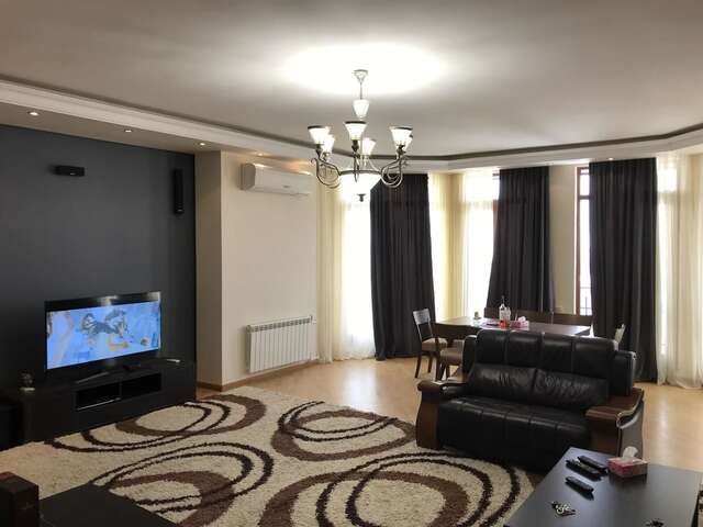 Виллы Cozy House In Yerevan City Center Ереван-47